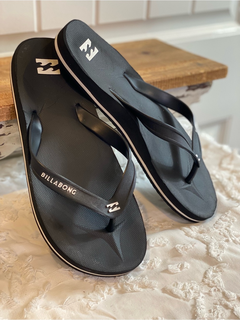Billabong Black Thong Flip Flop Sandals with White Logo